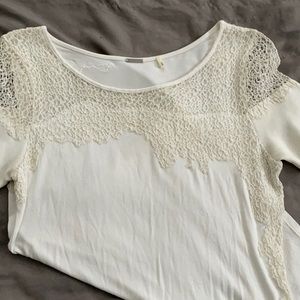 Ellie tahari blouse with beautiful mesh detail